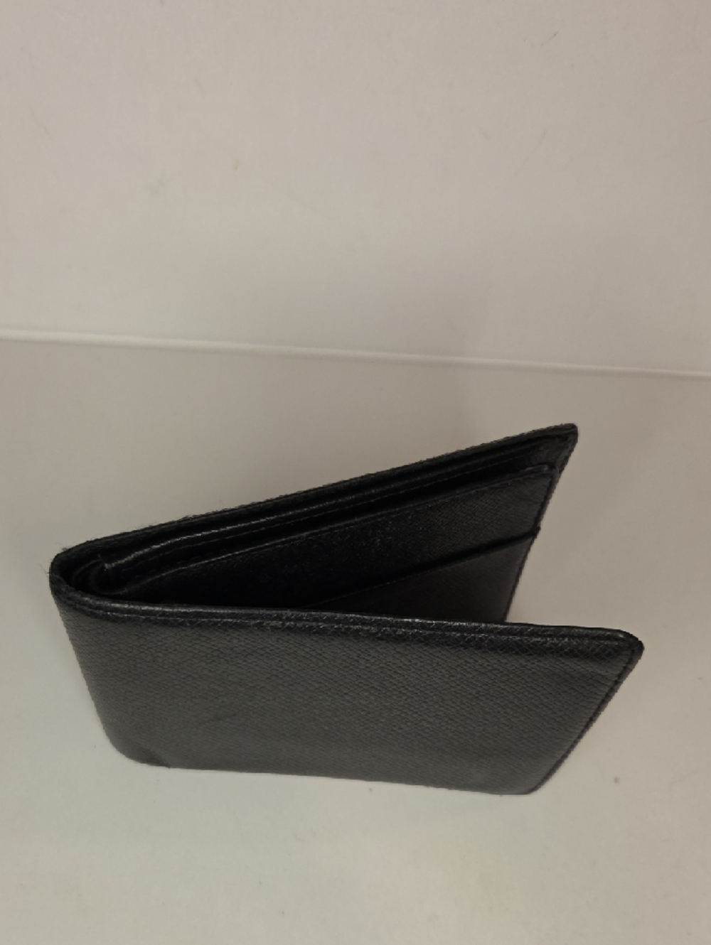 Louis Vuitton Black Taiga Textured Leather Slim Wallet - Picture 2 of 11